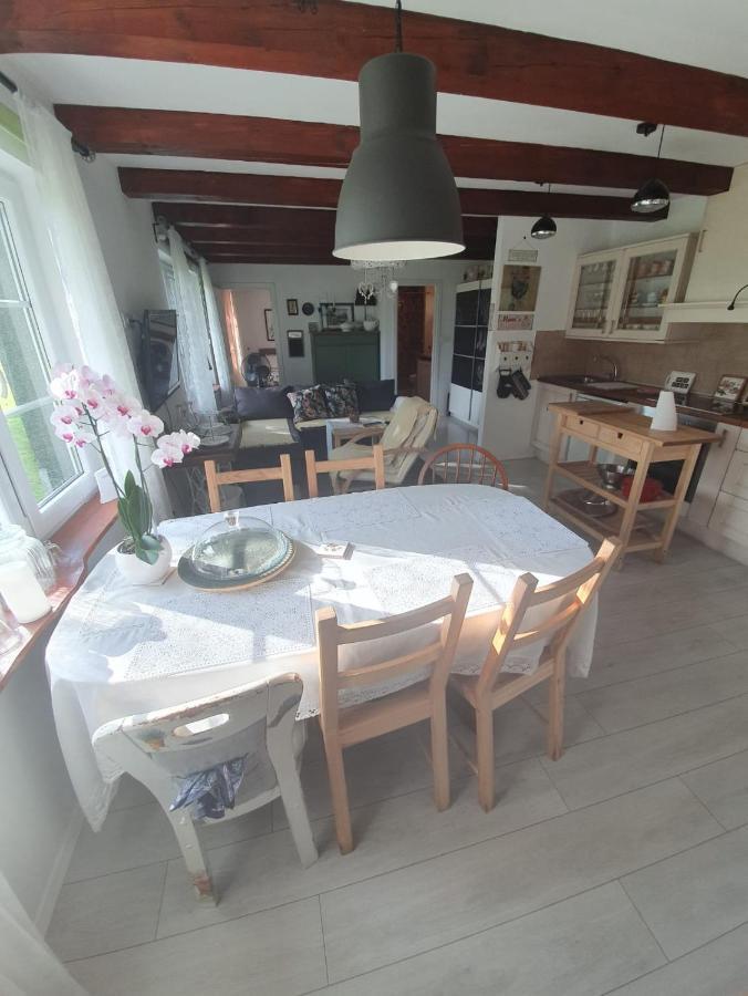 Gospić Village House Flowerside מראה חיצוני תמונה